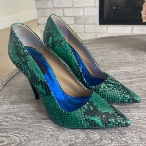 Brand new John Edmond Heels